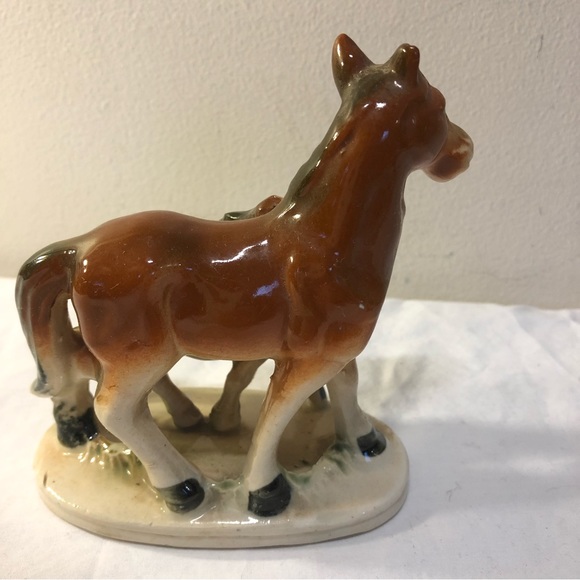 Vintage Horse and foal figurine - Picture 6 of 9